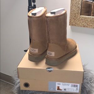 Women’s Classic Short Chesnut Boot